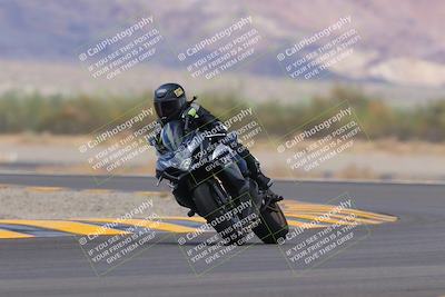 media/Sep-11-2022-SoCal Trackdays (Sun) [[81b7e951af]]/Turn 14 (1130am)/